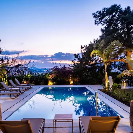 Luxury With Private Pool In